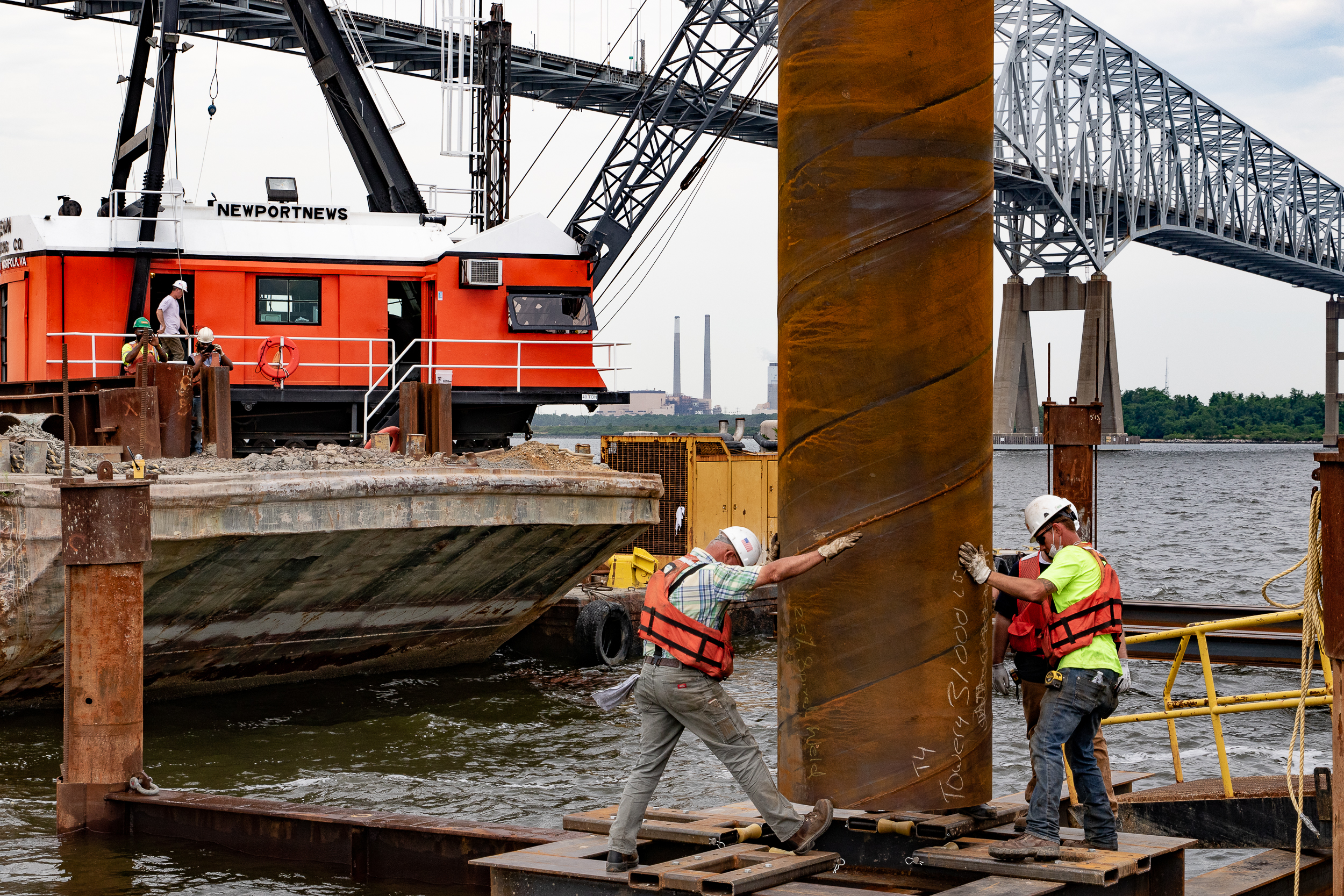 McLean Contracting installs Key Crossing steel pile