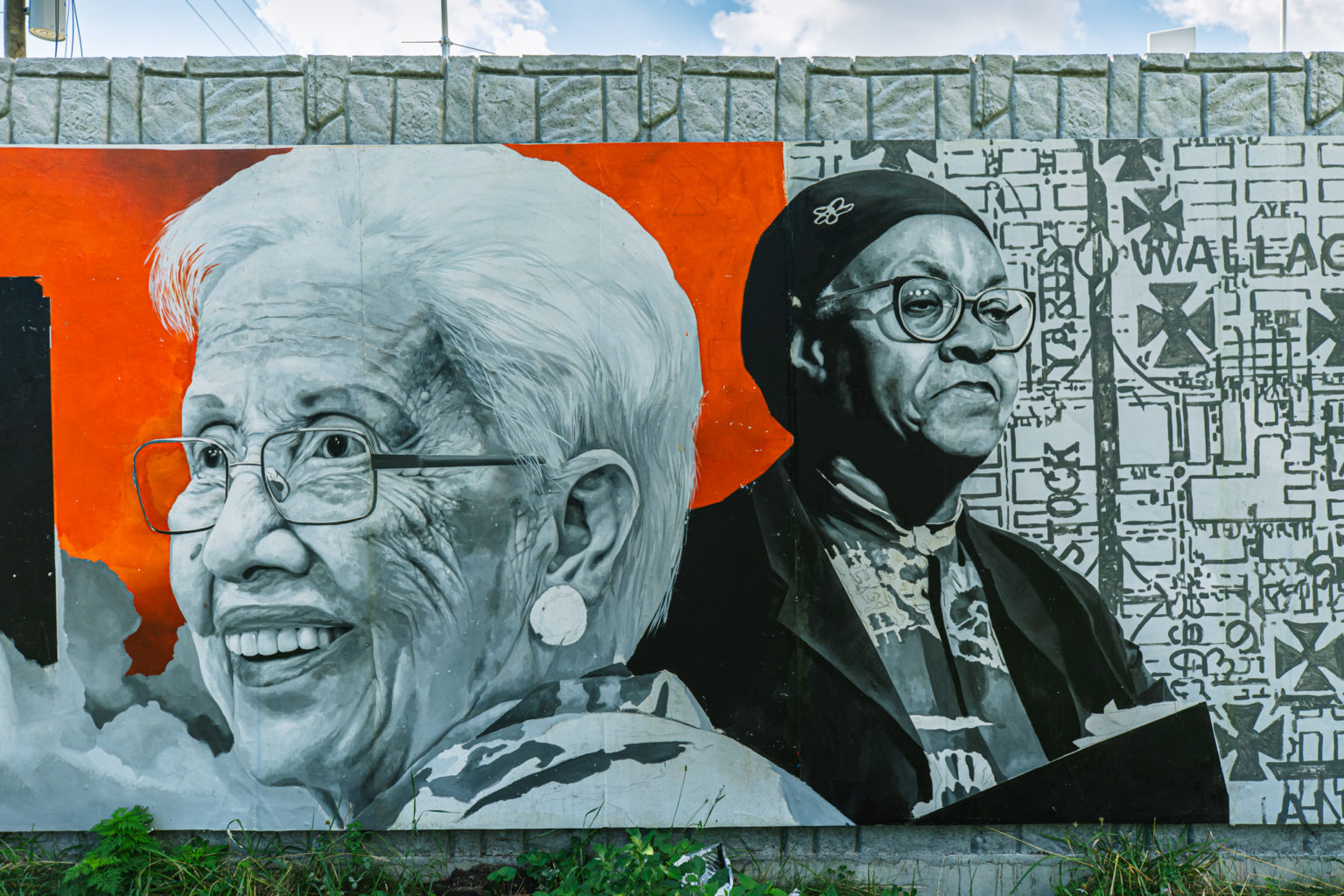 New Mural tells the story of Bronzeville Powering Lives Network
